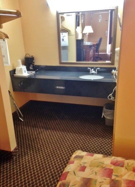 Americas Best Value Inn Forest Room photo